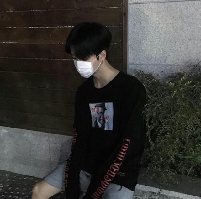 ins微丧头像·男生——我一直都在流浪,可我不曾见过
