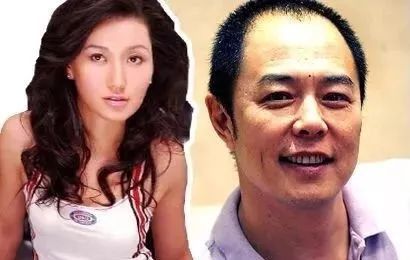 当时的訾晓敏年轻漂亮,身材高挑,很快就成为了张铁林的目标, 没过
