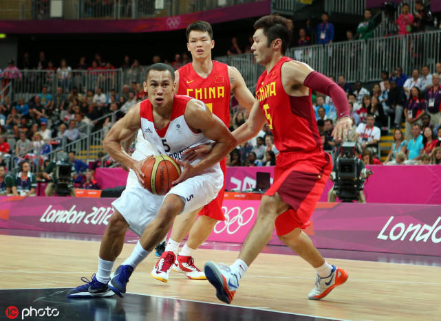 中国男篮输掉了一个最好的时代 12.5亿的