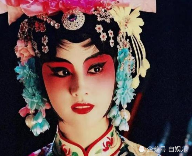 戏曲装才是检验女明星颜值的标准赵丽颖显肥刘亦菲险些认不出