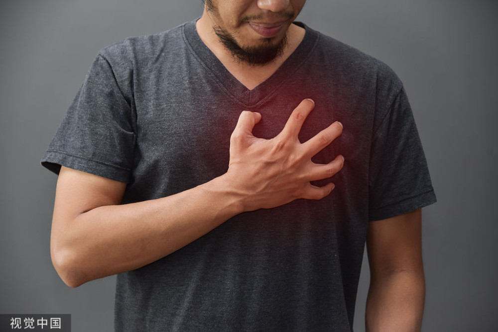 胸口持续感受到疼痛?4种疾病可能在"威胁"健康