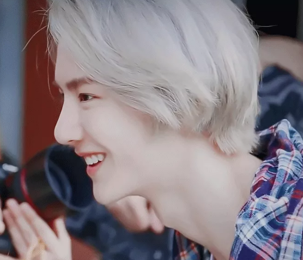 有种整容叫王一博留