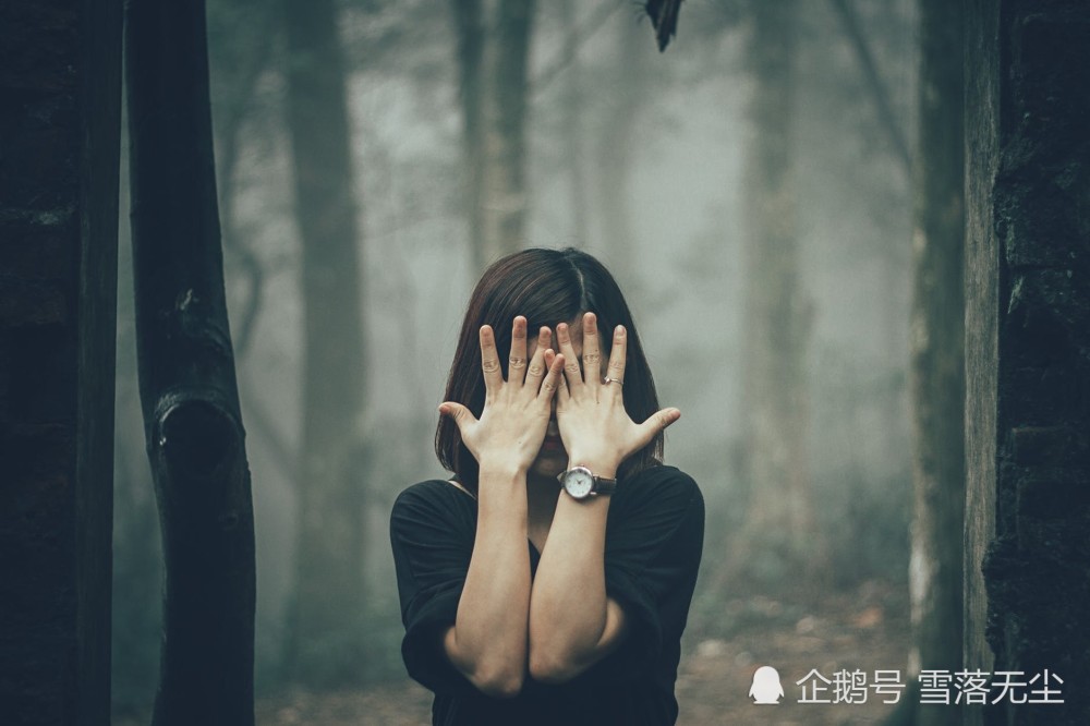 和一个自私自利的人在一起生活,永远无法感受到一个家的温暖,更感受不