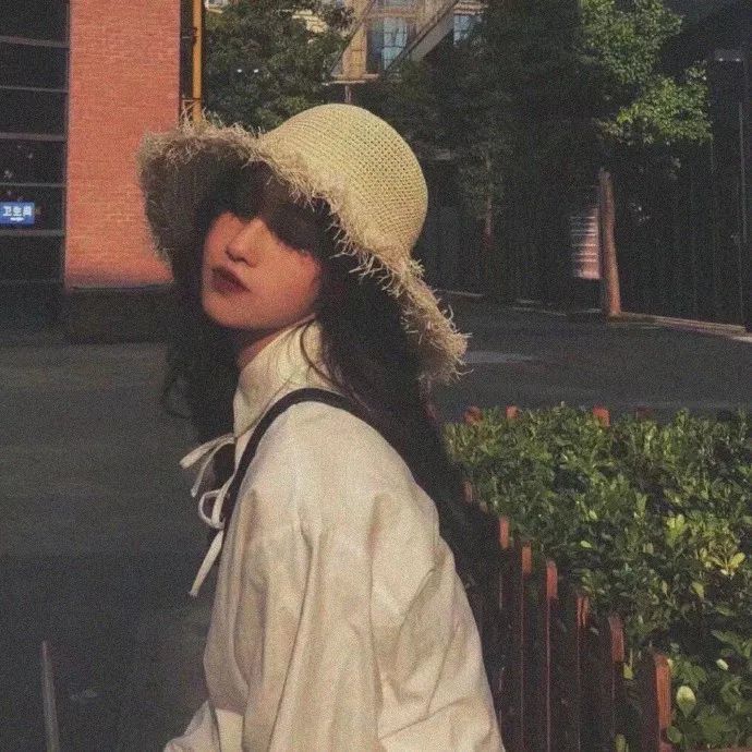 这组女生头像不容易撞头像哦