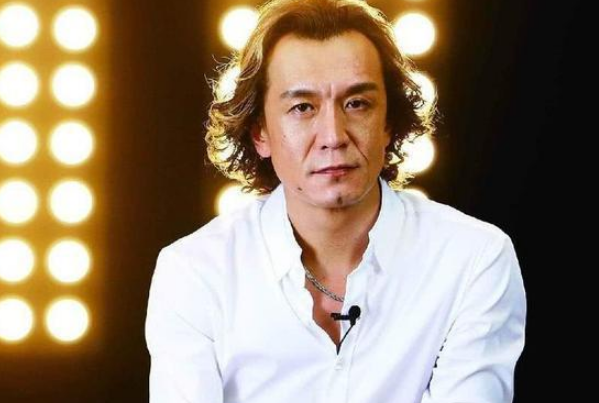 两个月内有5位明星因癌症去世,医生:预防癌症要远离4个坏习惯
