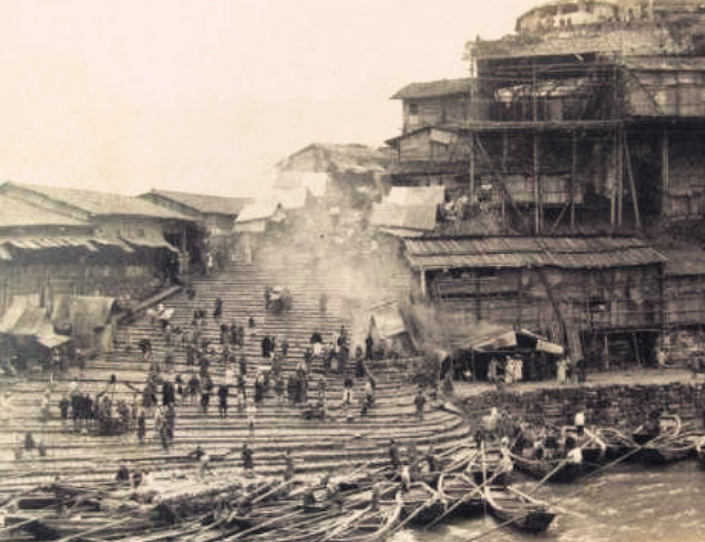 百年前的重庆老照片:朝天门码头很热闹,图6是重庆城墙