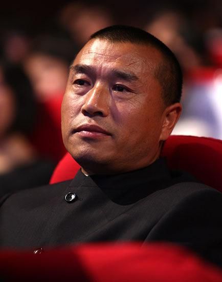 康洪雷十年后再操盘军旅剧,《陆战之王》却难成下一个《士兵突击》?