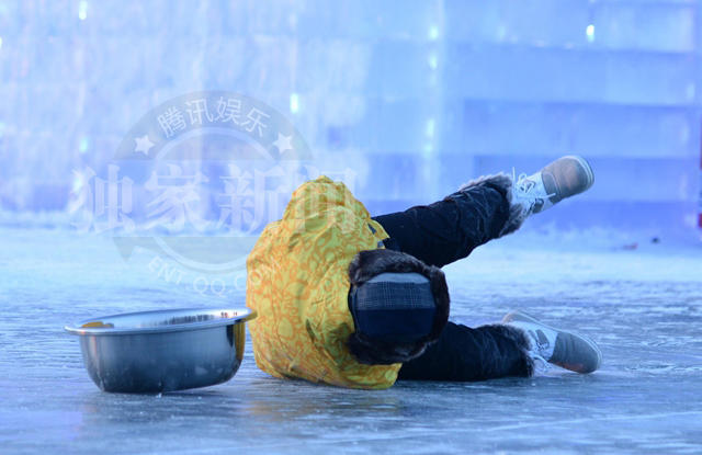 林志颖冰上意外受伤