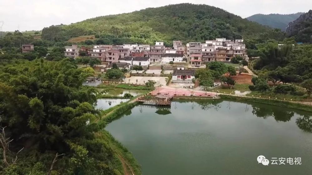 在美丽乡村建设中,云浮市云安区镇安镇建卫村大力开展"三清三拆三整治
