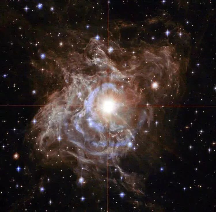 在麦哲伦星云ngc 1866星系团中发现了多个恒星群