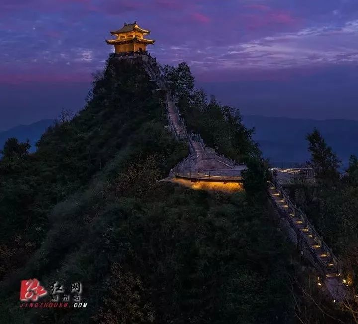 靖州:中秋佳节 飞山景区开启"夜景"模式邀您观光赏月