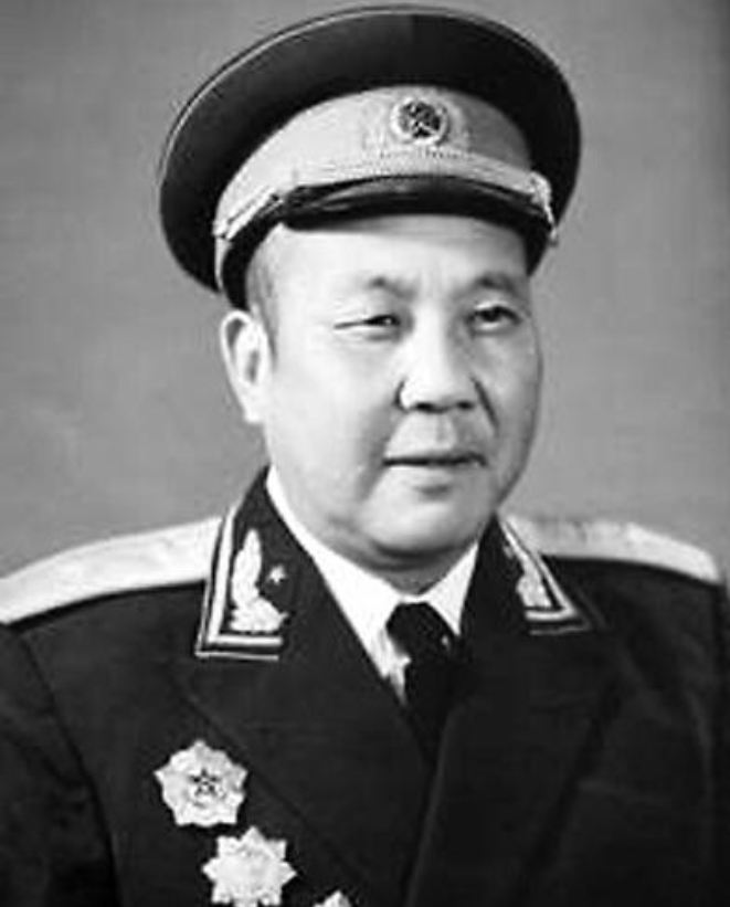 三炮炸碉堡飞夺泸定桥神奇功臣炮对越作战再显神威