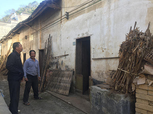 广东番禺大劫案头号嫌犯前半生：高材生、杀人犯