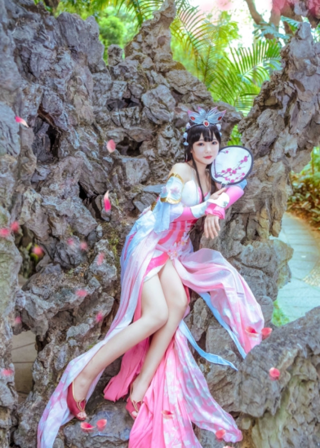 王者荣耀 美女cosplay甄姬游园惊梦,太美了