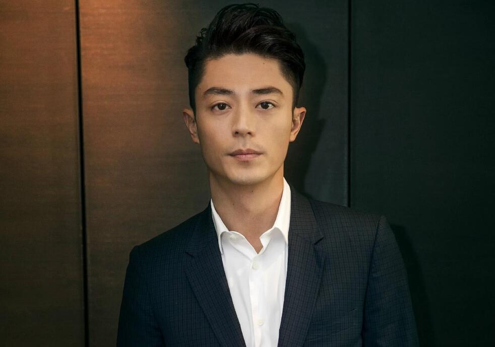 霍建华近况曝光,曾经红到不行如今赋闲在家,为何他越来越糊?