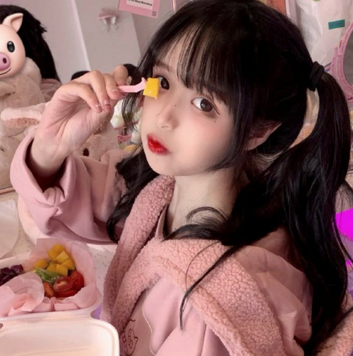 森系·学院风·女生头像:赶快@巨蟹座的伙伴们一起挑选吧!