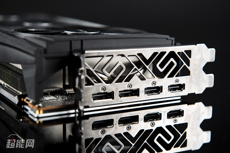 蓝宝石5700xt白金版,蓝宝石rx5700xt白金版 蓝宝石5700xt nitro 超白金图赏:回归朴素,依然强劲
