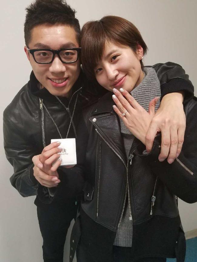许昕婚纱照_许昕老婆婚纱照(3)