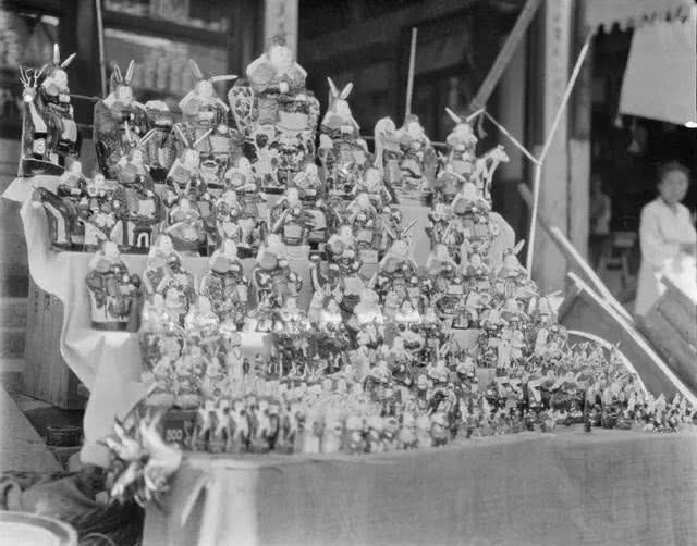 民国时期中秋节老照片:以前的中秋节这么多讲究,现在