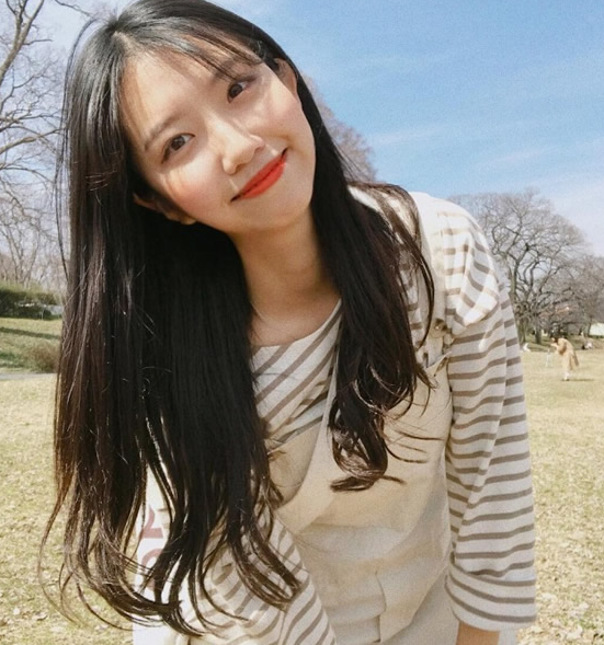 甜美·阳光·女生头像:圈子不同,就不要强融