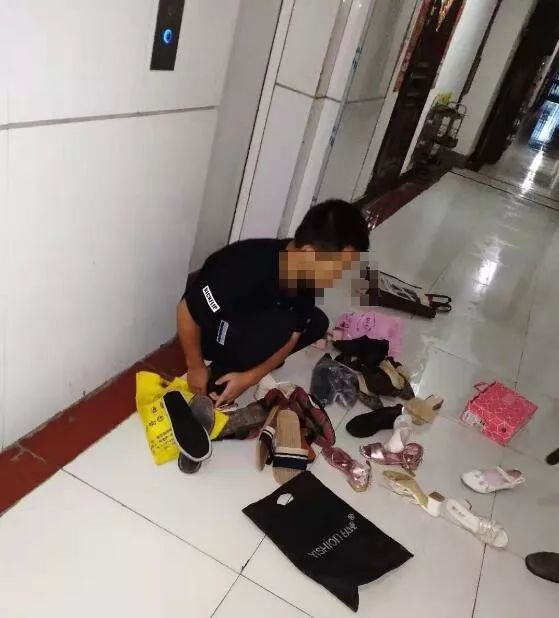 昨天在蓬安逮到两个贼:一个偷鸡鸭鹅,一个偷鞋