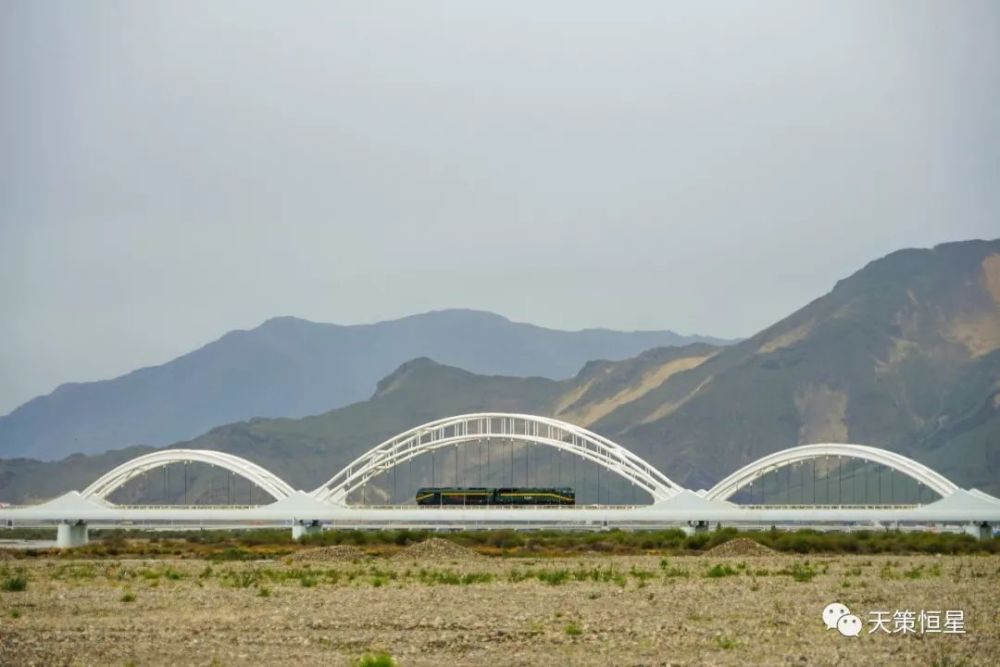 青藏铁路拉萨河特大桥