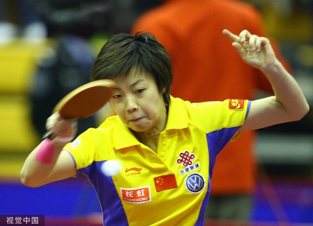 张怡宁在北京奥运会时,为什么被裁判要求临时换球拍?