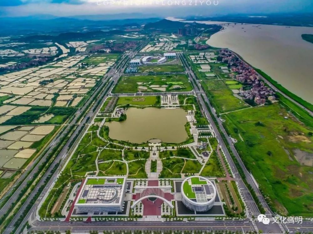 高明妇幼医院,同时,地块东侧建有高明有轨电车明湖公园站,地理位置尤
