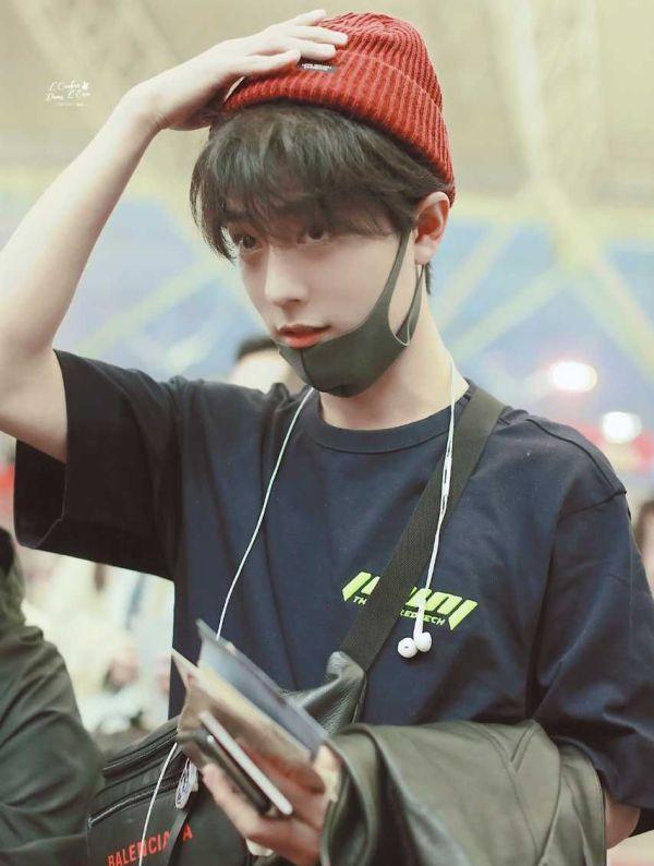 男神肖战,治愈系笑容系列,你喜欢哪一张