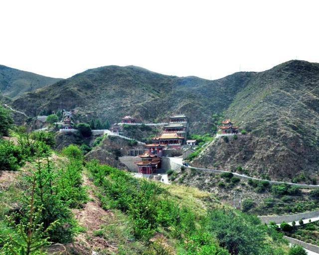 天都山