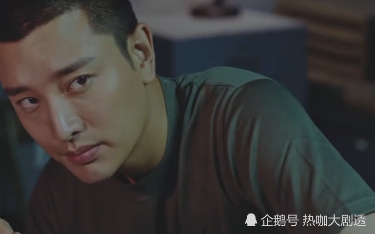 空降利刃:张启想跟俊娇重新开始,俊娇的父母闹到部队让他们分手