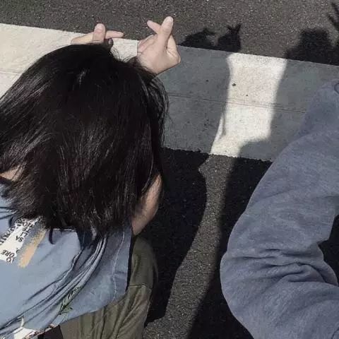 欧美情头双人两张 欧美情侣头像一人一张图片