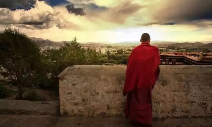 世界海拔最高的寺院:守望珠峰100多年,一名僧人孤独守候20年