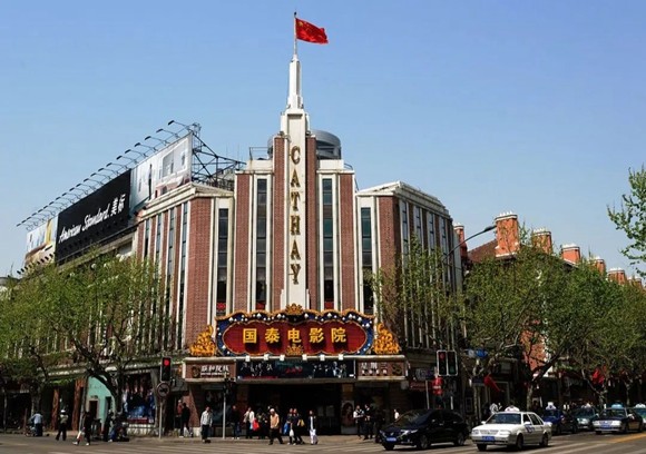 夜市美食、零点电影 夜上海原来这么精彩