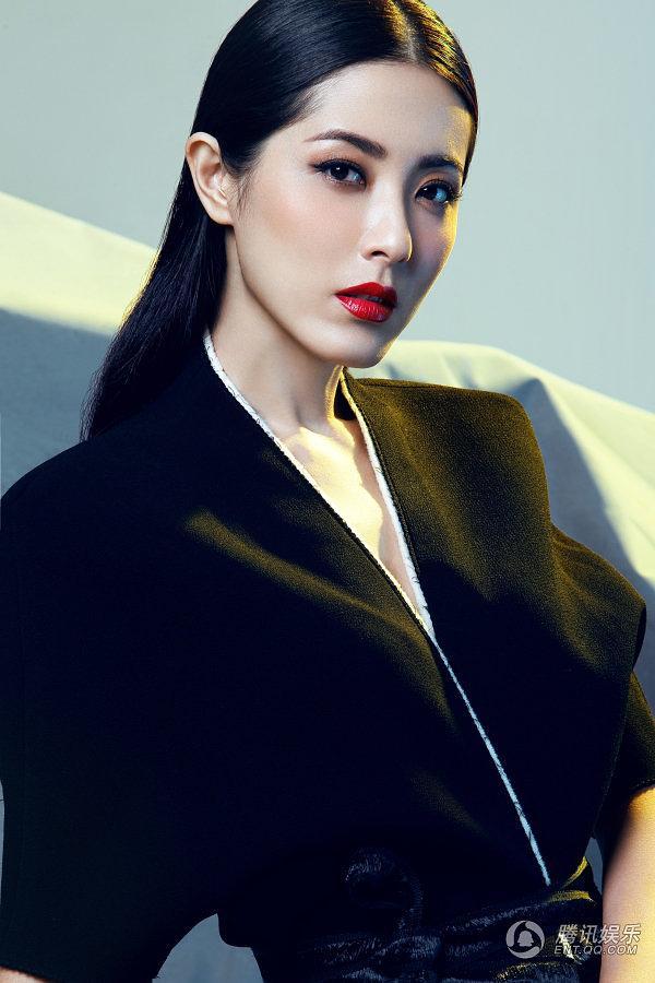 一线|她比袁泉陈数俞飞鸿更像霸道女总裁,却说自己只能做秘书