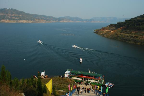 万山湖