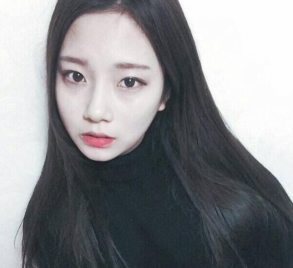 小清新·俏皮·女生头像:本事不大,脾气就不要太大