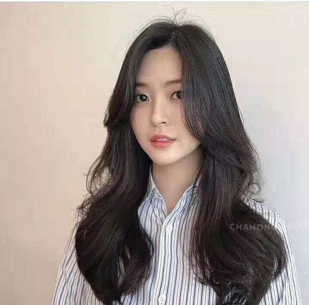 教你弄头:黑长直想换发型,有哪些韩范儿的长卷发推荐?