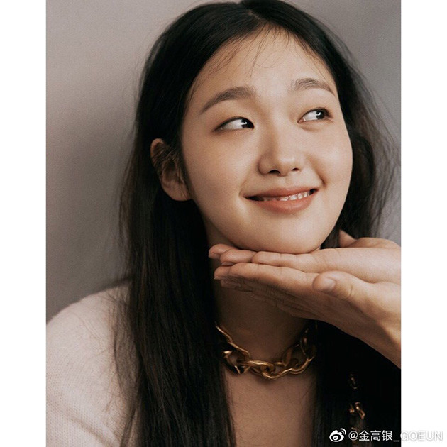 小s女儿厌世脸表现力max,单眼皮女生高级感的秘密是?