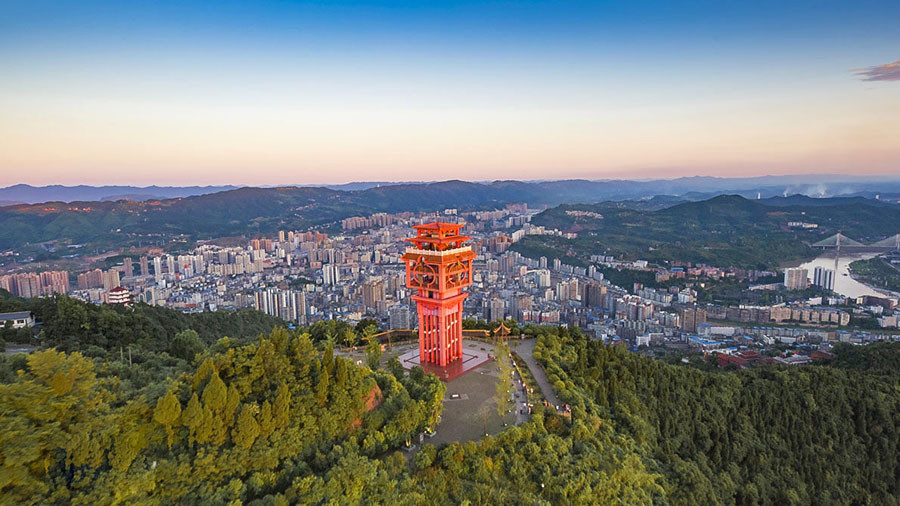 重庆开州和四川达州的"神巧合:都有凤凰山,正月初九都登高