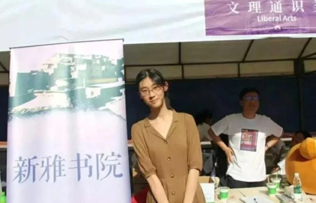 613分被清华大学录取,"诗词才女"武亦姝,到底有什么