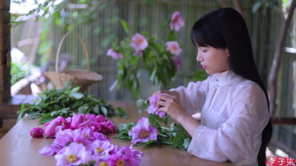 李子柒的后院，终于明白为什么2000万人羡慕她