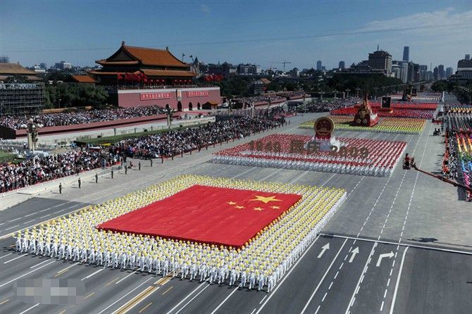 迎来的第一次国庆大阅兵就是2009年庆祝新中国成立60周年的大阅兵