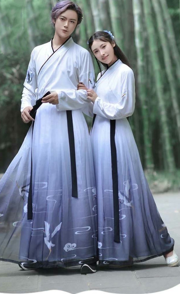 最近流行"情侣汉服?瑞鹤仙vs君临,这是什么"神仙眷侣!