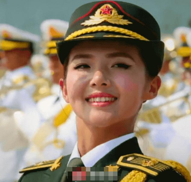 好看的都上交给国家:阅兵最美女兵高远像刘涛,这位兵