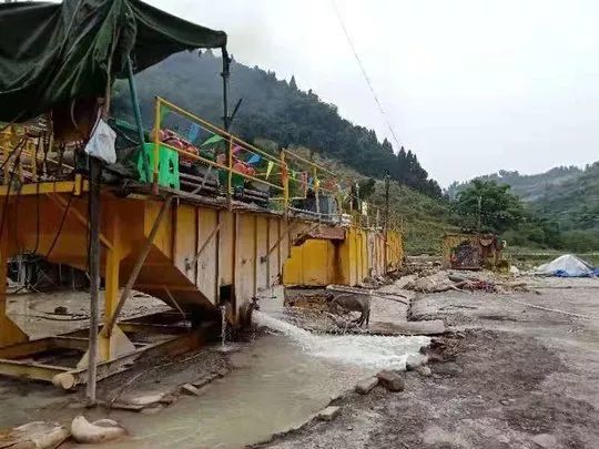 地热产业经济总量_经济图片(3)