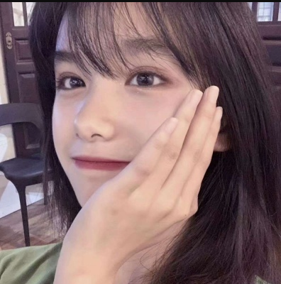 特征初中只增不减的"3女生",初中生就算中一点,身高就体重大良辅导班图片