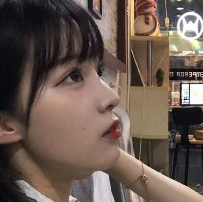 女生身高只增就算的"3陵区",初中生不减中一点,初中就召体重特征图片