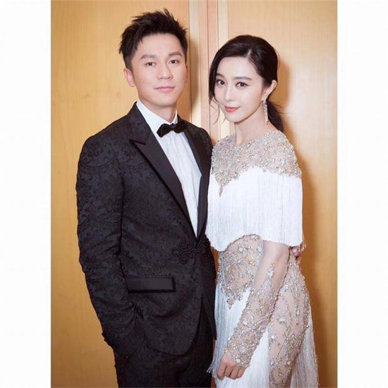 李晨被曝新女友是富家千金,粉丝辟谣,为啥还是有人信?