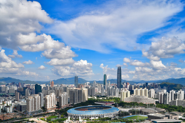 龙港外来人口_薛之谦天外来物图片(2)